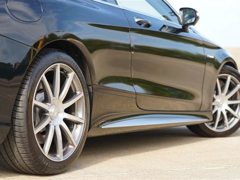 Used 2017 Mercedes-Benz S 63 AMG 4MATIC Coupe w/ Driver Assistance Package image 31