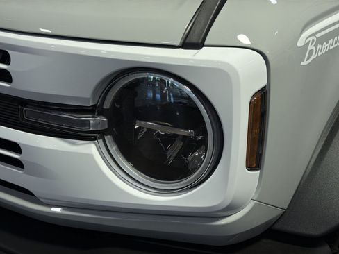 New 2026 Ford Bronco Heritage Edition AWD/4WD image 13