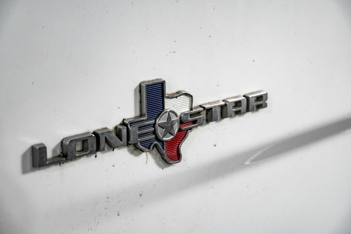 Used 2017 RAM 1500 SLT RWD image 45