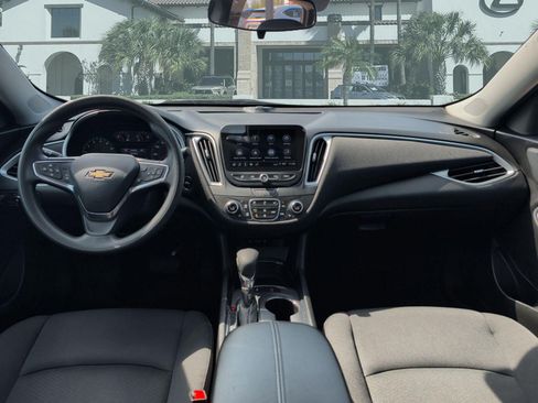 Used 2024 Chevrolet Malibu LT FWD image 25