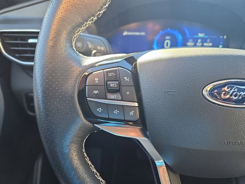 Used 2022 Ford Explorer ST w/ Equipment Group 401A image 21