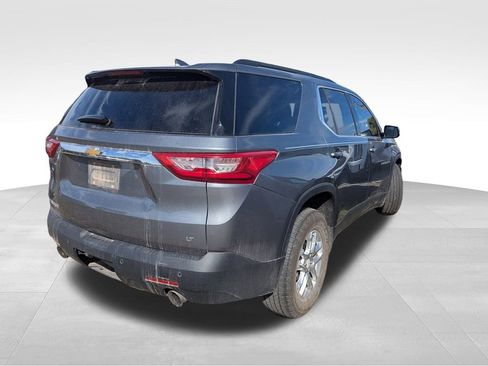 Used 2019 Chevrolet Traverse LT image 2