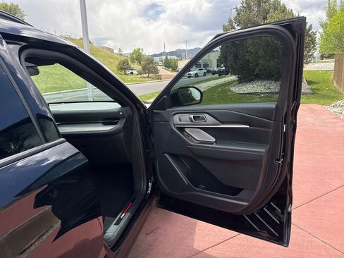 Used 2025 Ford Explorer ST AWD/4WD image 30