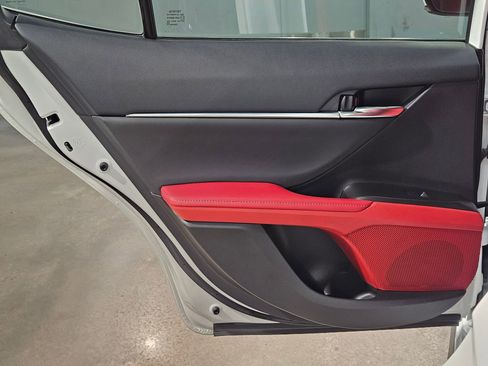 Used 2024 Toyota Camry XSE image 33