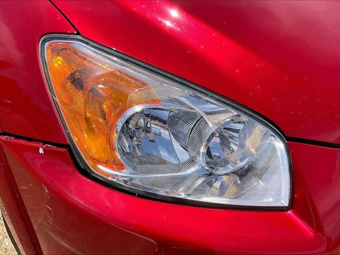 Used 2012 Toyota RAV4 Limited w/ Navigation Value Pkg FWD image 29