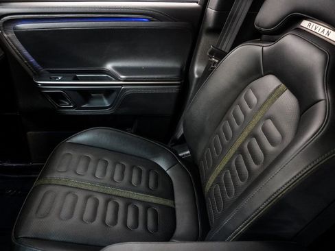 Used 2023 Rivian R1S Adventure image 40