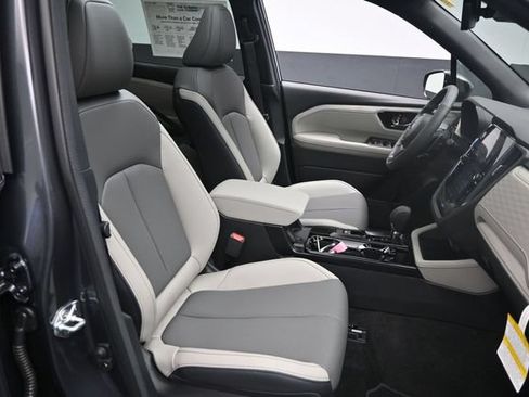 New 2026 Subaru Forester Limited AWD/4WD image 32