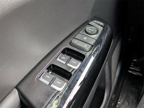 Used 2022 Kia Sportage Nightfall Edition w/ Nightfall Fwd Premium Package image 29