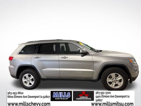 Used 2015 Jeep Grand Cherokee Laredo w/ Quick Order Package 23E image 4