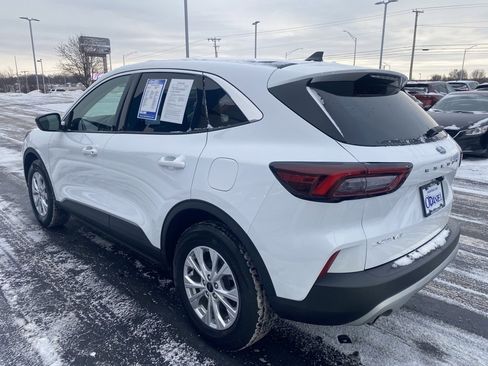 Used 2023 Ford Escape Active image 2