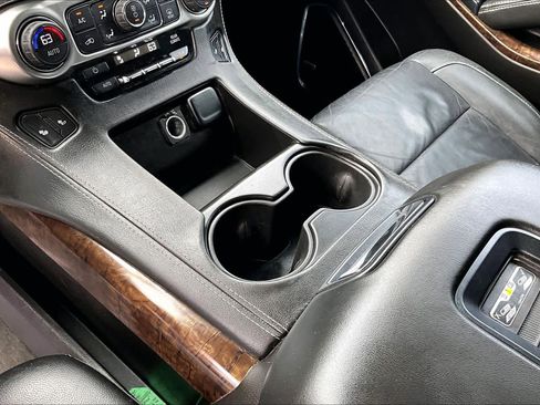 Used 2015 Chevrolet Tahoe LT image 16