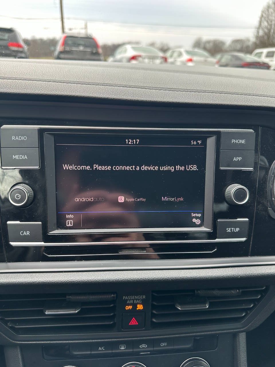 Used 2019 Volkswagen Jetta SE FWD image 24