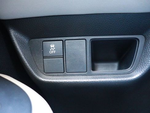 Certified 2024 Honda HR-V LX image 25