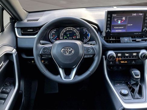 Used 2022 Toyota RAV4 XSE image 8