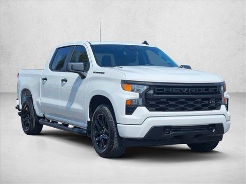 Used 2025 Chevrolet Silverado 1500 Custom w/ Turbomax Blackout Package image 3