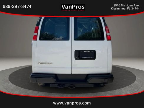 Used 2020 Chevrolet Express 2500 w/ Driver Convenience Package RWD image 4