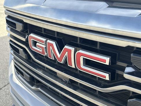 Used 2024 GMC Sierra 1500 AT4 w/ Technology Package image 31