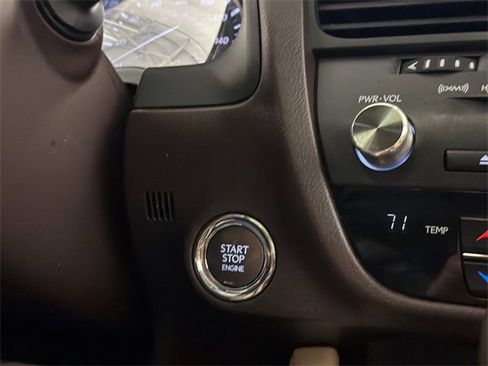 Used 2019 Lexus RX 350L AWD image 31