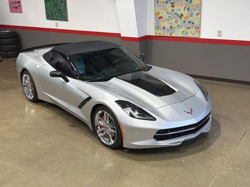 Used 2016 Chevrolet Corvette Stingray Convertible w/ 3LT Preferred Equipment Group RWD image 20