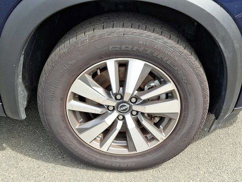 Used 2025 Nissan Pathfinder SL AWD/4WD image 8