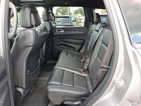 Used 2020 Jeep Grand Cherokee Limited image 10