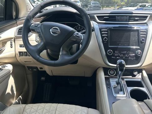 Used 2019 Nissan Murano Platinum w/ Cargo Package FWD image 25