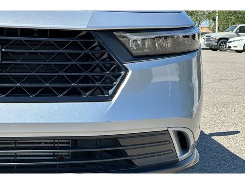 Used 2023 Honda Accord EX image 15