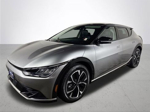 Certified 2023 Kia EV6 Wind image 2