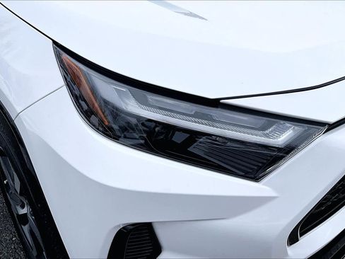 Certified 2023 Toyota RAV4 SE image 24