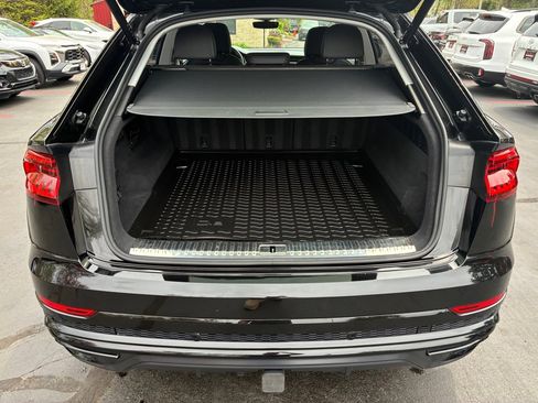 Used 2023 Audi Q8 Prestige AWD/4WD image 13