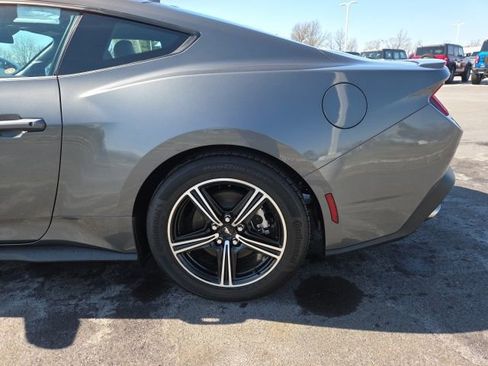 Certified 2025 Ford Mustang Premium image 12