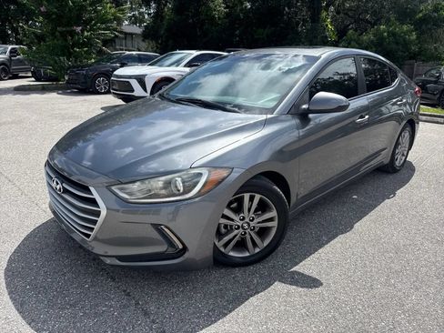 Used 2018 Hyundai Elantra Value Edition FWD image 2