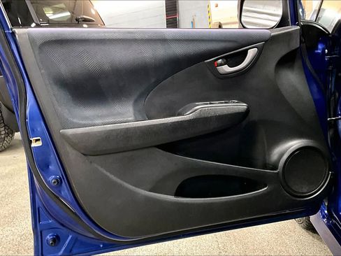 Used 2010 Honda Fit Sport image 20