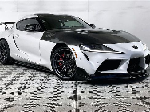 Used 2023 Toyota Supra RWD image 11