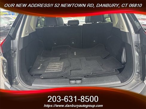 Used 2023 Nissan Rogue SL AWD/4WD image 14
