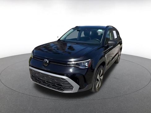 Used 2025 Volkswagen Taos S image 7