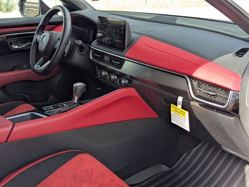 Certified 2025 Acura ADX A-Spec image 29