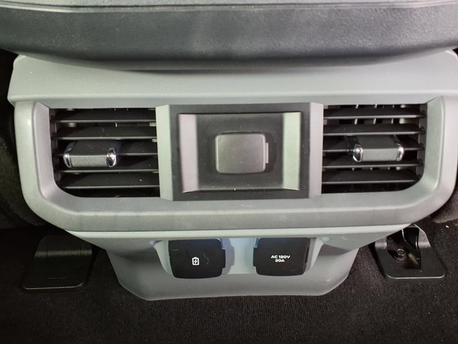 Used 2022 Ford F150 XLT AWD/4WD image 12