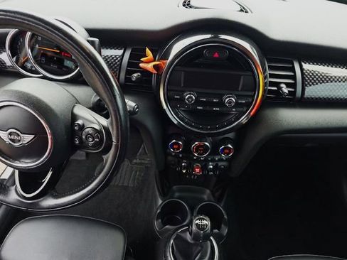 Used 2015 MINI Cooper S FWD image 5