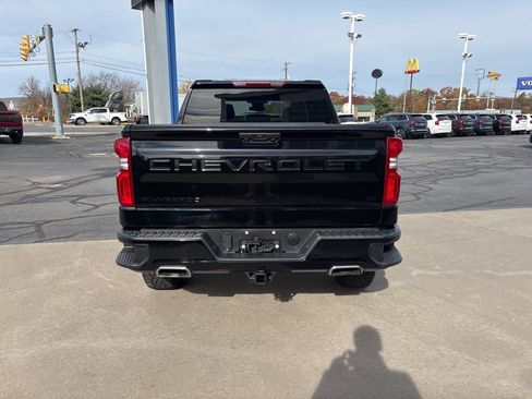 Used 2023 Chevrolet Silverado 1500 LT Trail Boss w/ LPO, Dark Essentials Package image 6