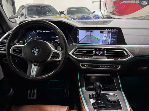 Used 2020 BMW X5 M50i w/ Executive Package image 14