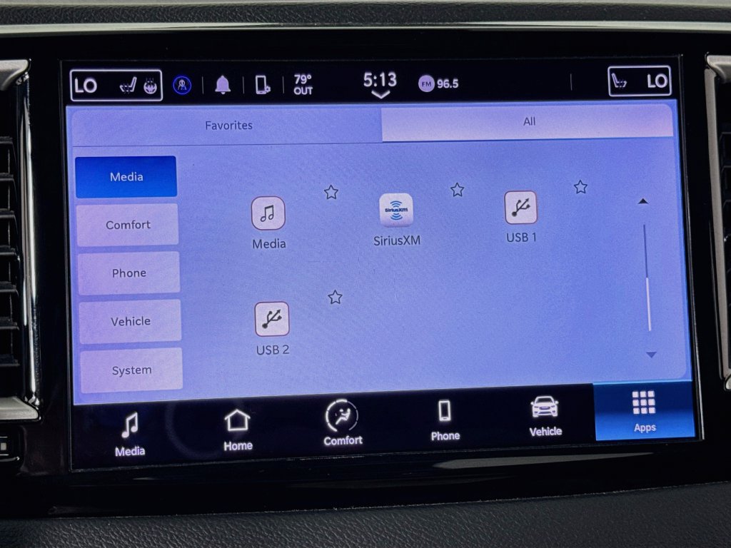 Used 2023 Chrysler Pacifica Touring-L FWD image 33