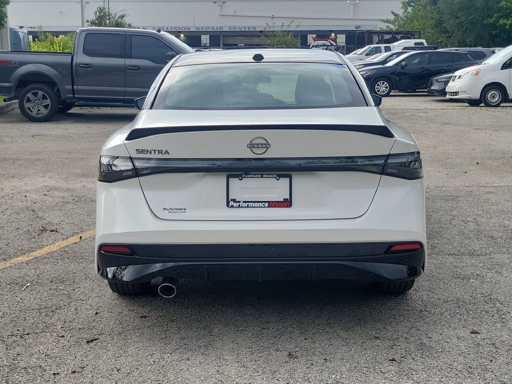 New 2027 Nissan Sentra SR FWD image 7