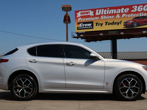 Used 2020 Alfa Romeo Stelvio Ti w/ Active Blind Spot Package image 7