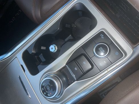 Used 2022 Ford Explorer King Ranch w/ Class IV Trailer Tow Package image 13