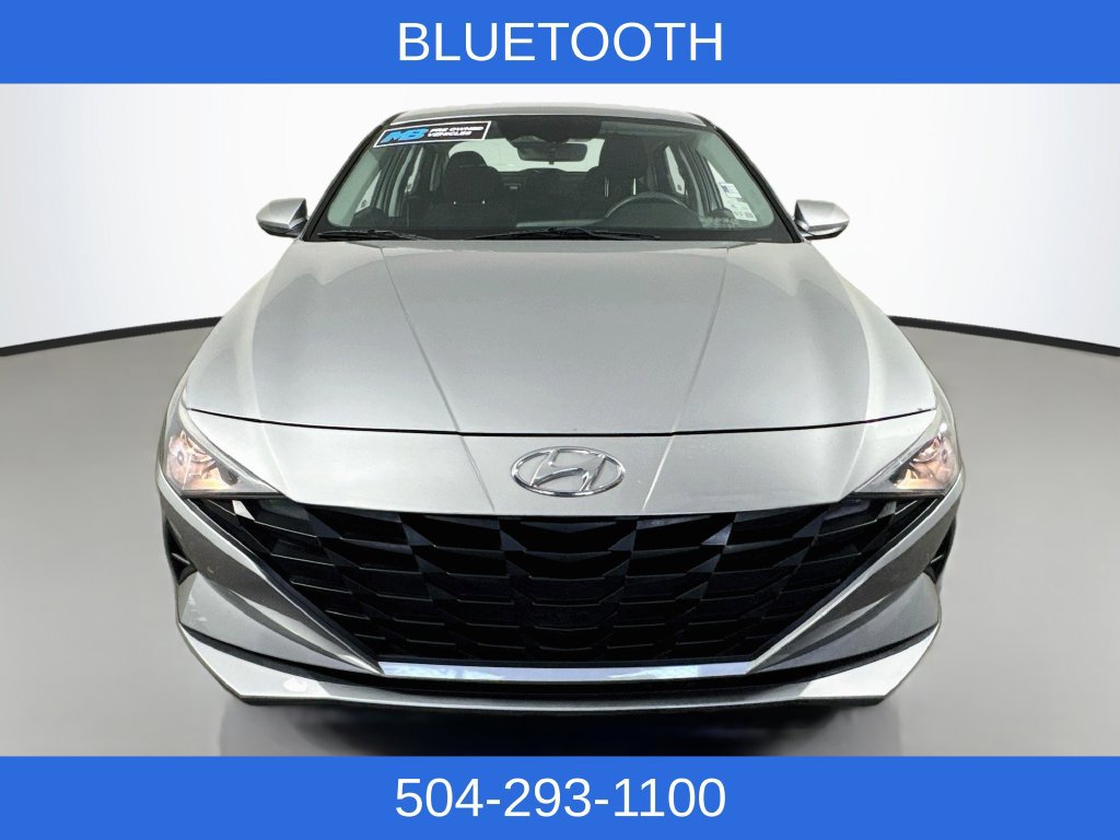Used 2023 Hyundai Elantra SEL w/ Cargo Package FWD image 3