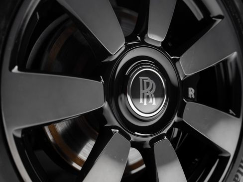 Used 2024 Rolls-Royce Cullinan w/ Cullinan Package AWD/4WD image 23
