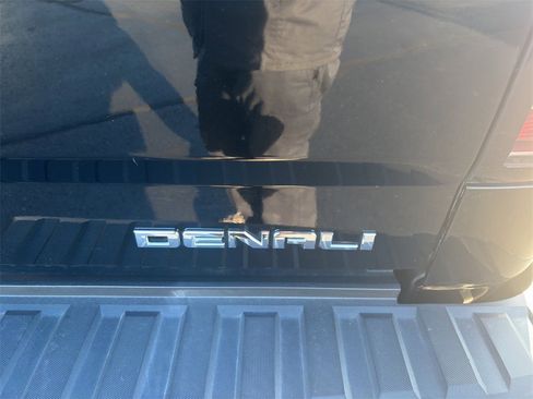 Used 2017 GMC Sierra 1500 Denali image 9