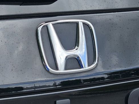 Used 2024 Honda Pilot Touring image 41