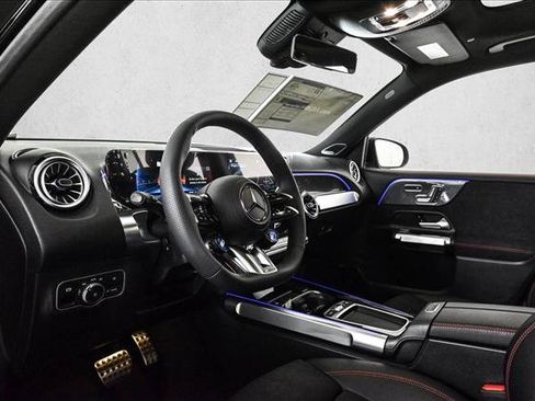 New 2026 Mercedes-Benz GLB 35 AMG 4MATIC image 10
